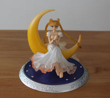 Load image into Gallery viewer, Sailor Moon
